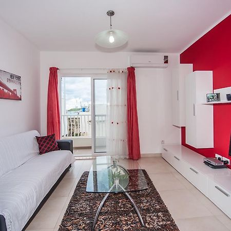 The Waves Apartment Marsaxlokk Oda fotoğraf