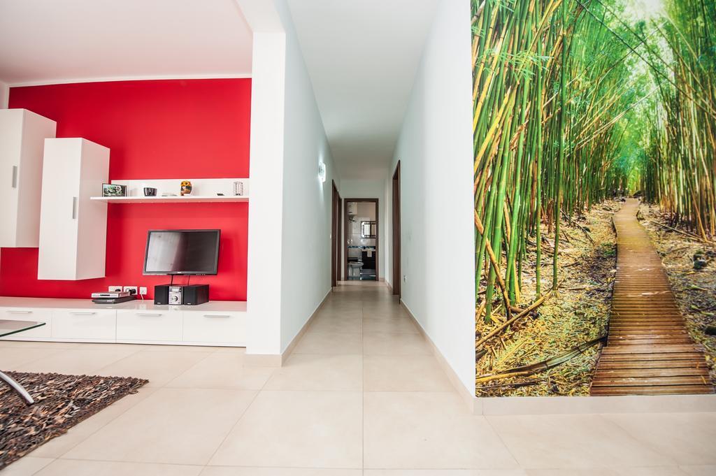 The Waves Apartment Marsaxlokk Oda fotoğraf