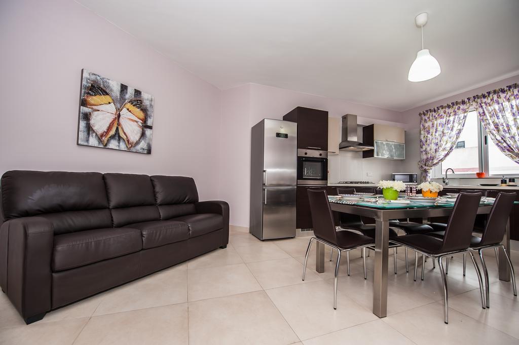 The Waves Apartment Marsaxlokk Oda fotoğraf